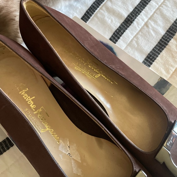 Salvatore Ferragamo Brown Pumps - Picture 4 of 7
